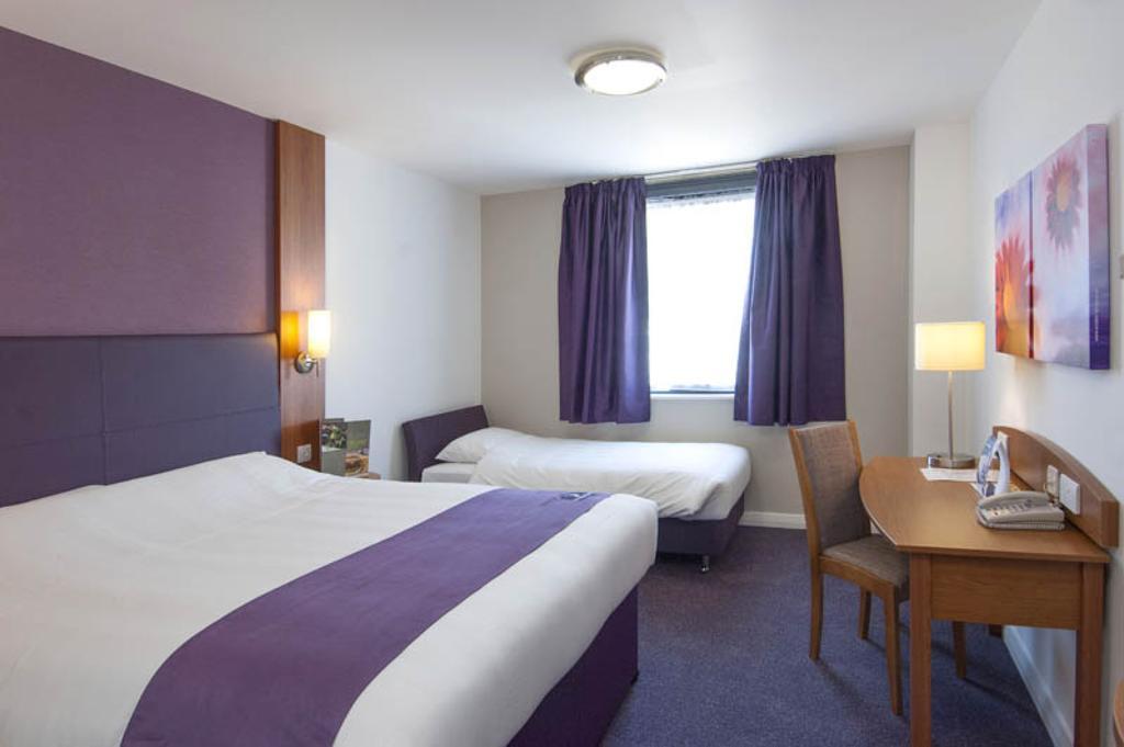 Premier Inn Cobham Zimmer foto